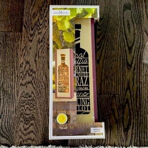 New in box, San McGill, wine bottle, light up decor